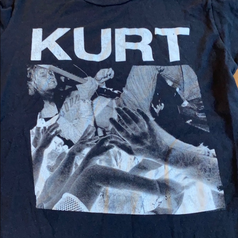 Kurt Cobain Nirvana shirt small